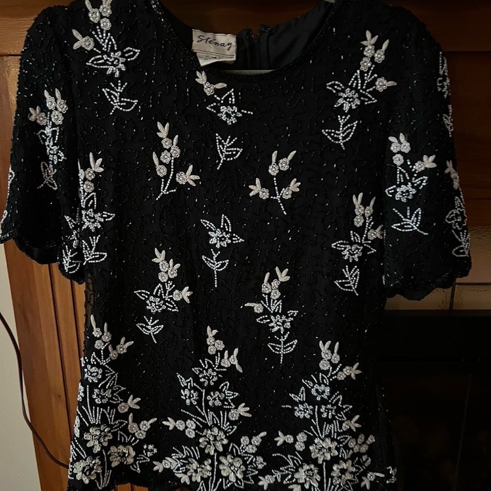 Stenay Black Short-Sleeve Beaded Floral Top